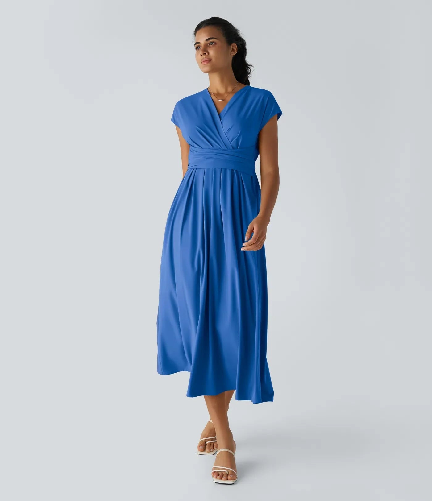 Šaty Aura – Elegantní pohodlí pro každý den