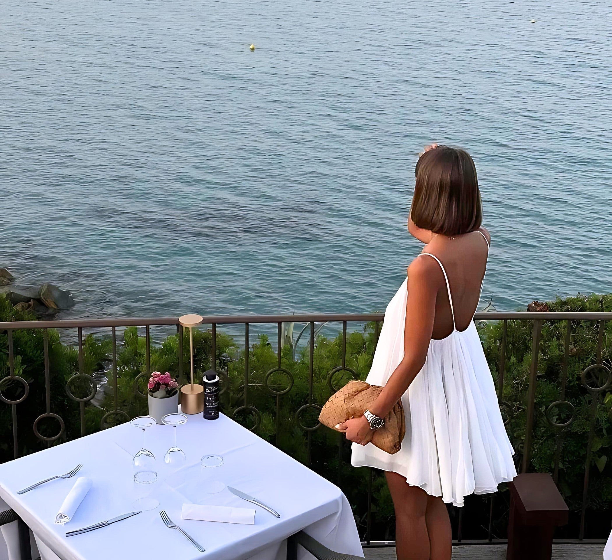 MIO | Elegantní Mini Šaty