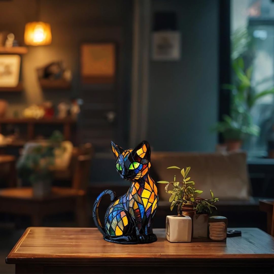 Svítící kočka – Ručně vyráběná lampa, která rozjasní srdce