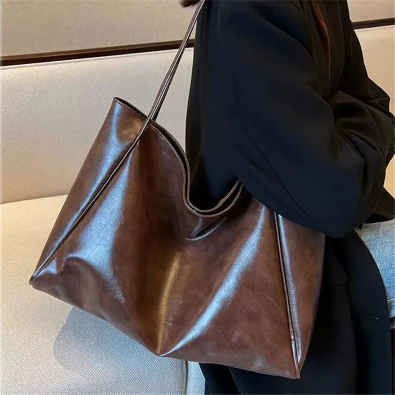 Lisa™ - Stylová hnědá tote taška s efektem kůže
