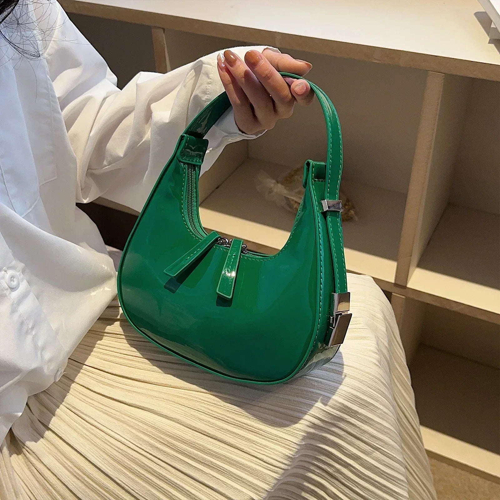 Bella™ - Vintage Half-Moon Handbag