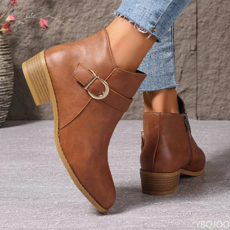 VintageCharm™ – Retro Přezkové Kotníkové Boty pro Ženy | Nízké Platformové Podzimní Krátké Boty se Bočním Zipem