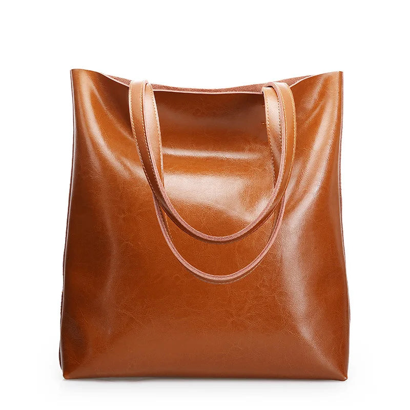 Diana™ - Elegantní kožená tote taška v klasickém stylu