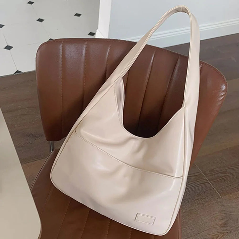 Liv™ - Stylová volná hobo taška v koženém designu