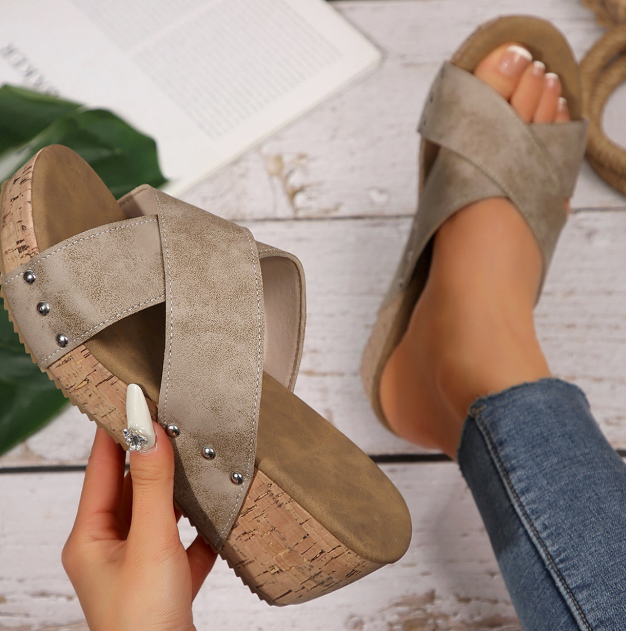 Frederika | Moderní sandály