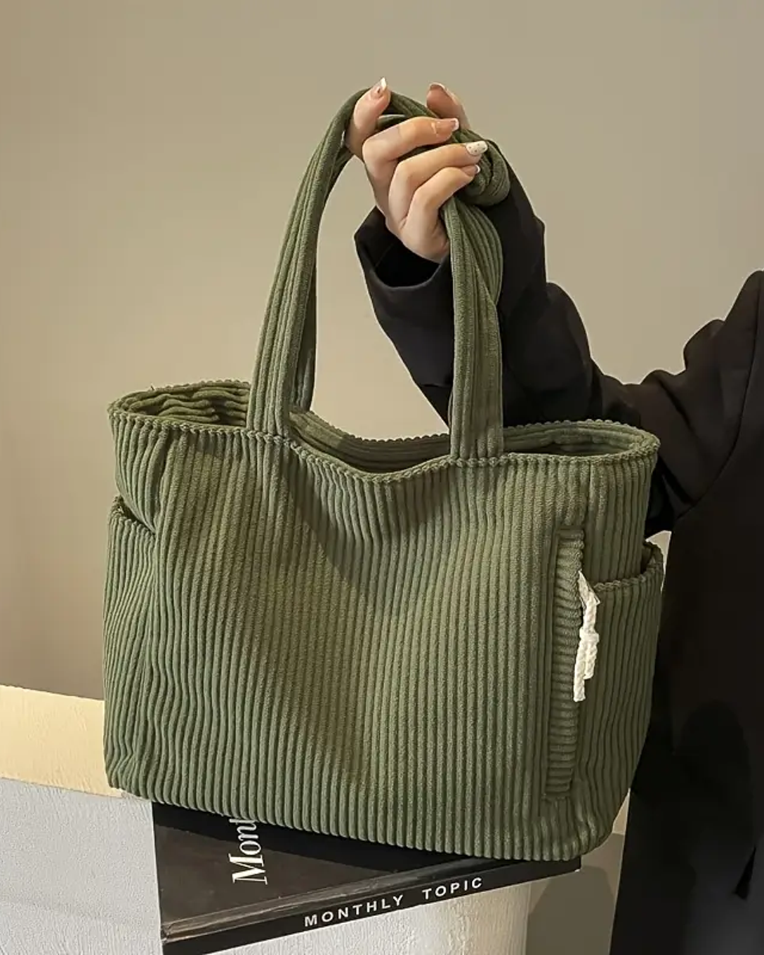 Dámská Nadčasová Taška – Lehká a Praktická