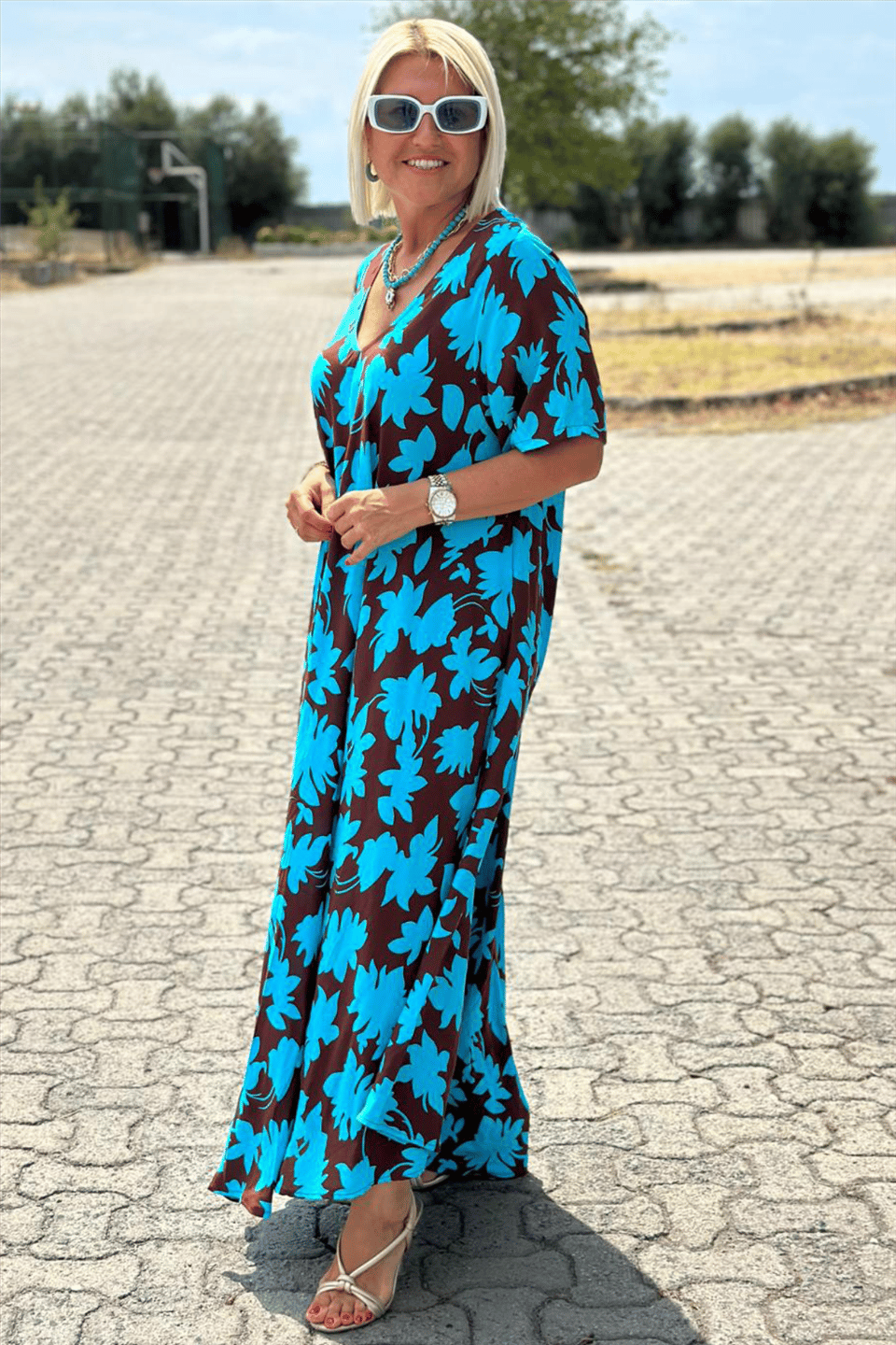 AMPARO | Elegantní volné šaty zakrývající břicho