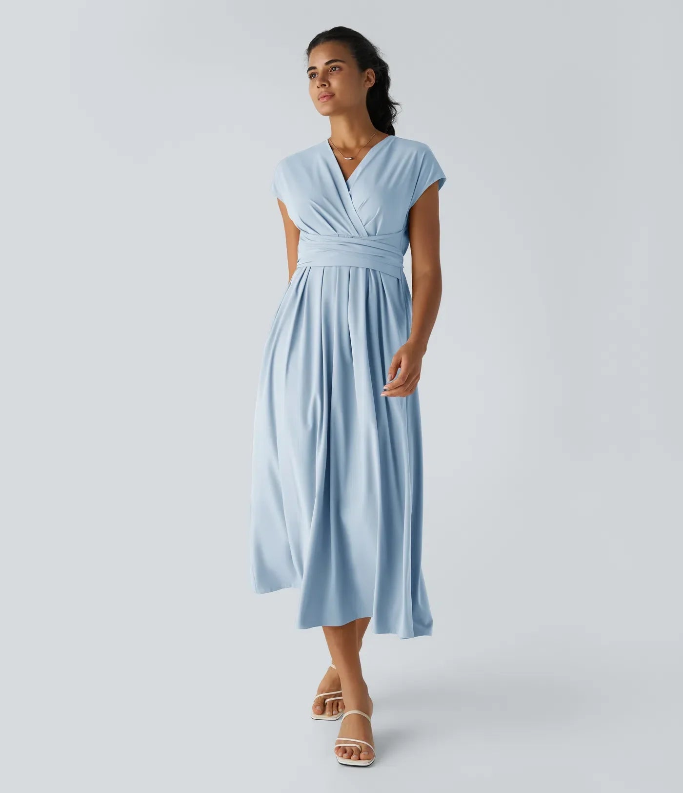 Šaty Aura – Elegantní pohodlí pro každý den