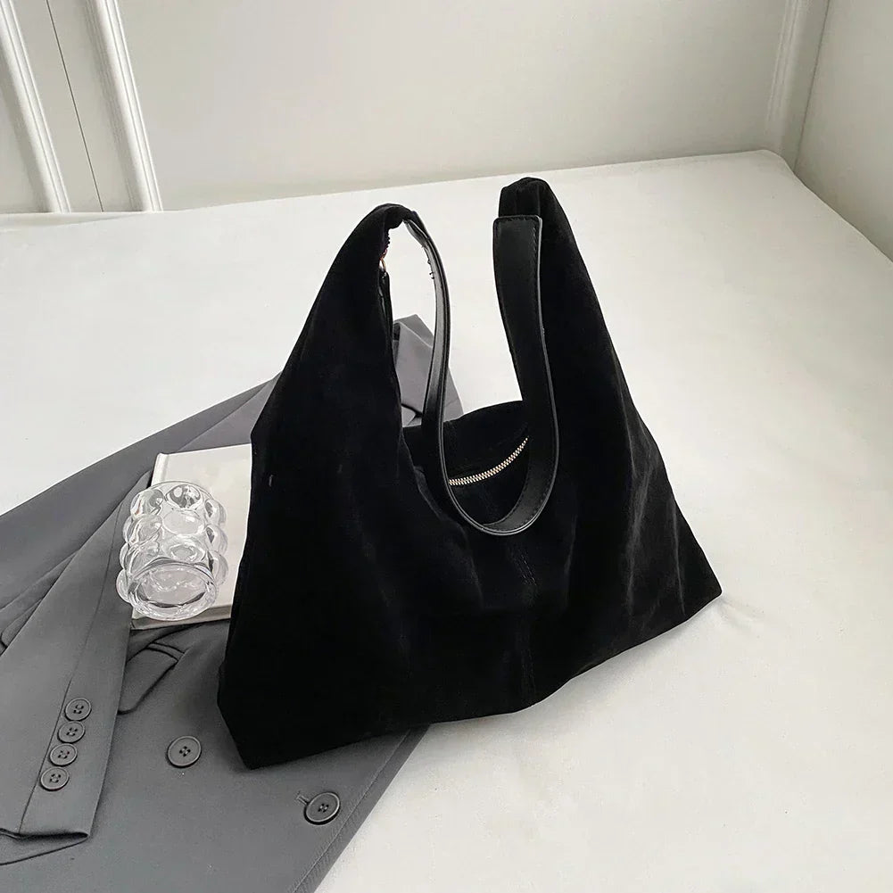 Liv™ - Stylová volná hobo taška v koženém designu
