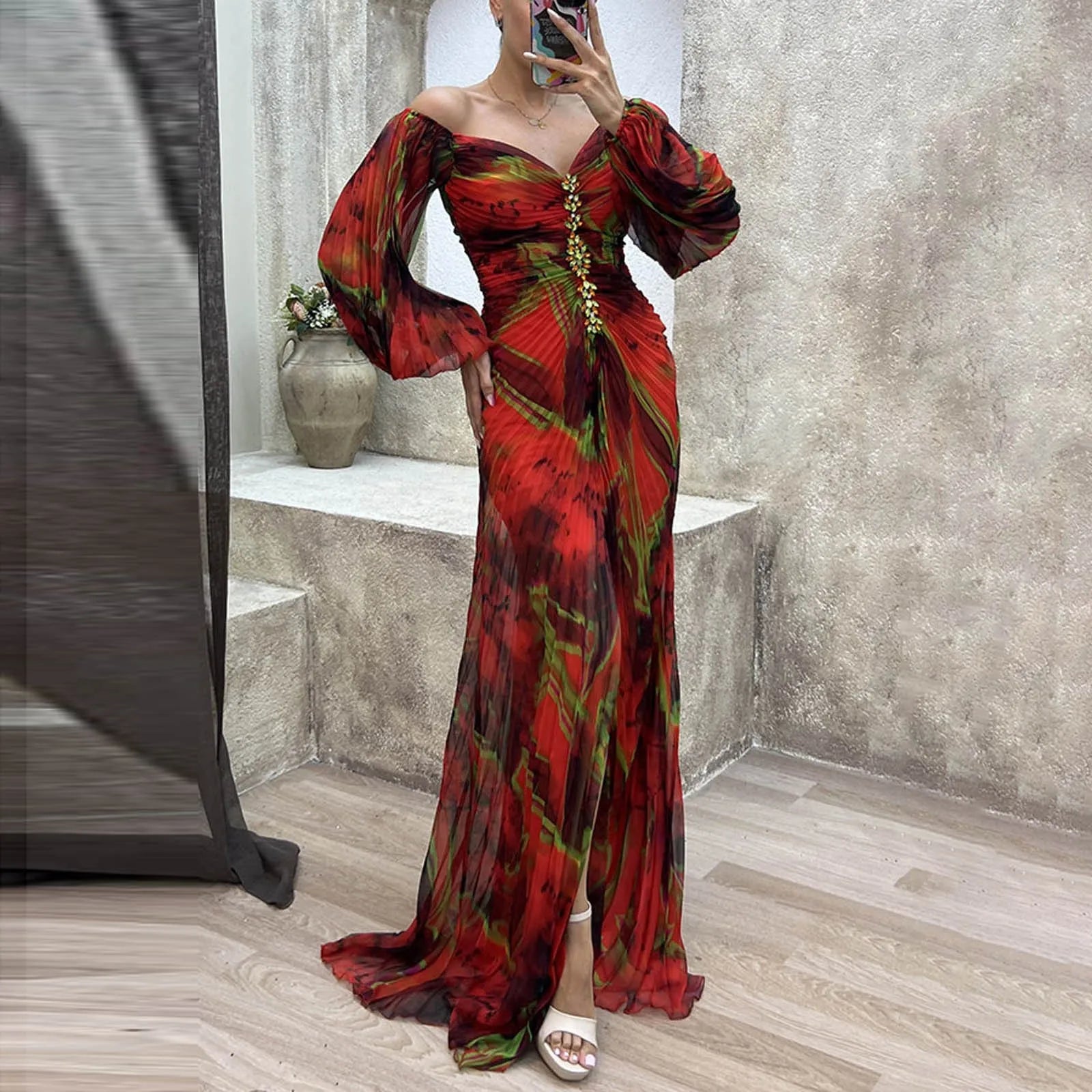 Nikola - Elegantní šaty s výstřihem do V