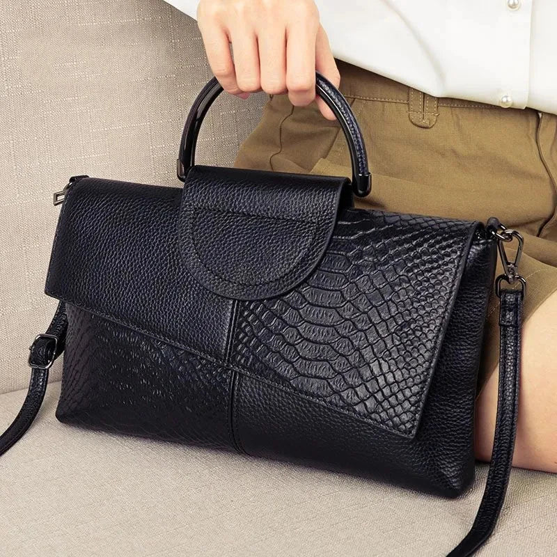 Celine™ - Stylová černá kabelka s koženým efektem