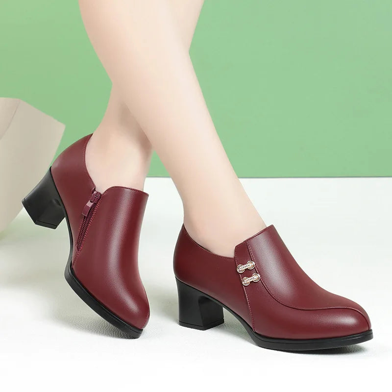 ElegantSteps™ Comfort Heels – Dámské Kožené Pracovní Lodičky | Jarní Boty s Měkkou Podrážkou & Silným Podpatkem