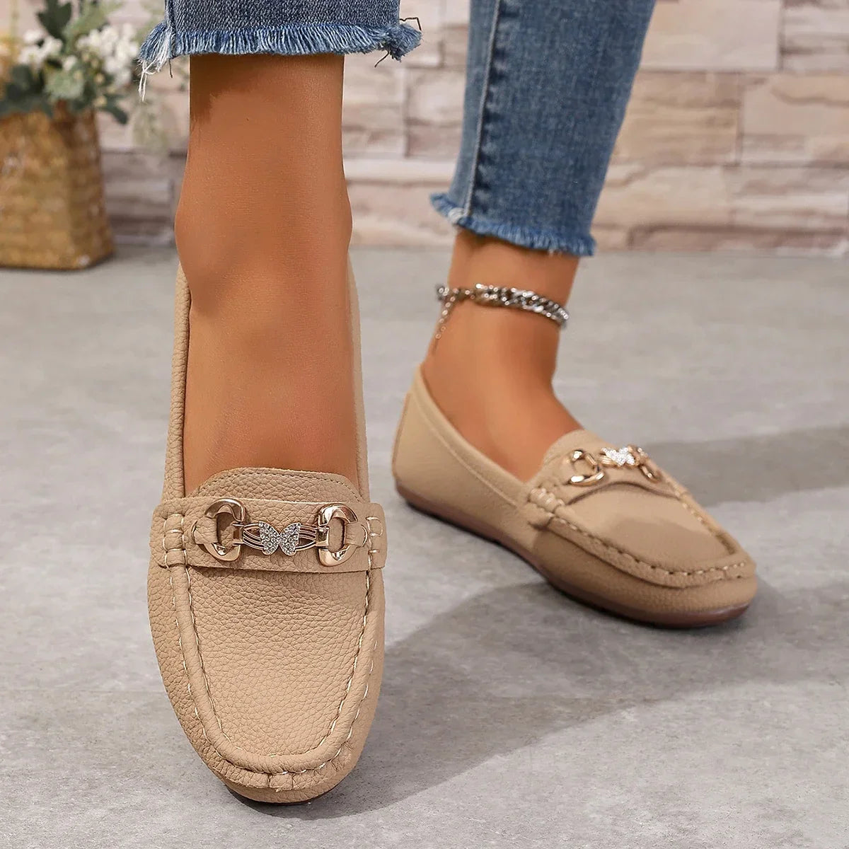 Sariva Ray Loafers