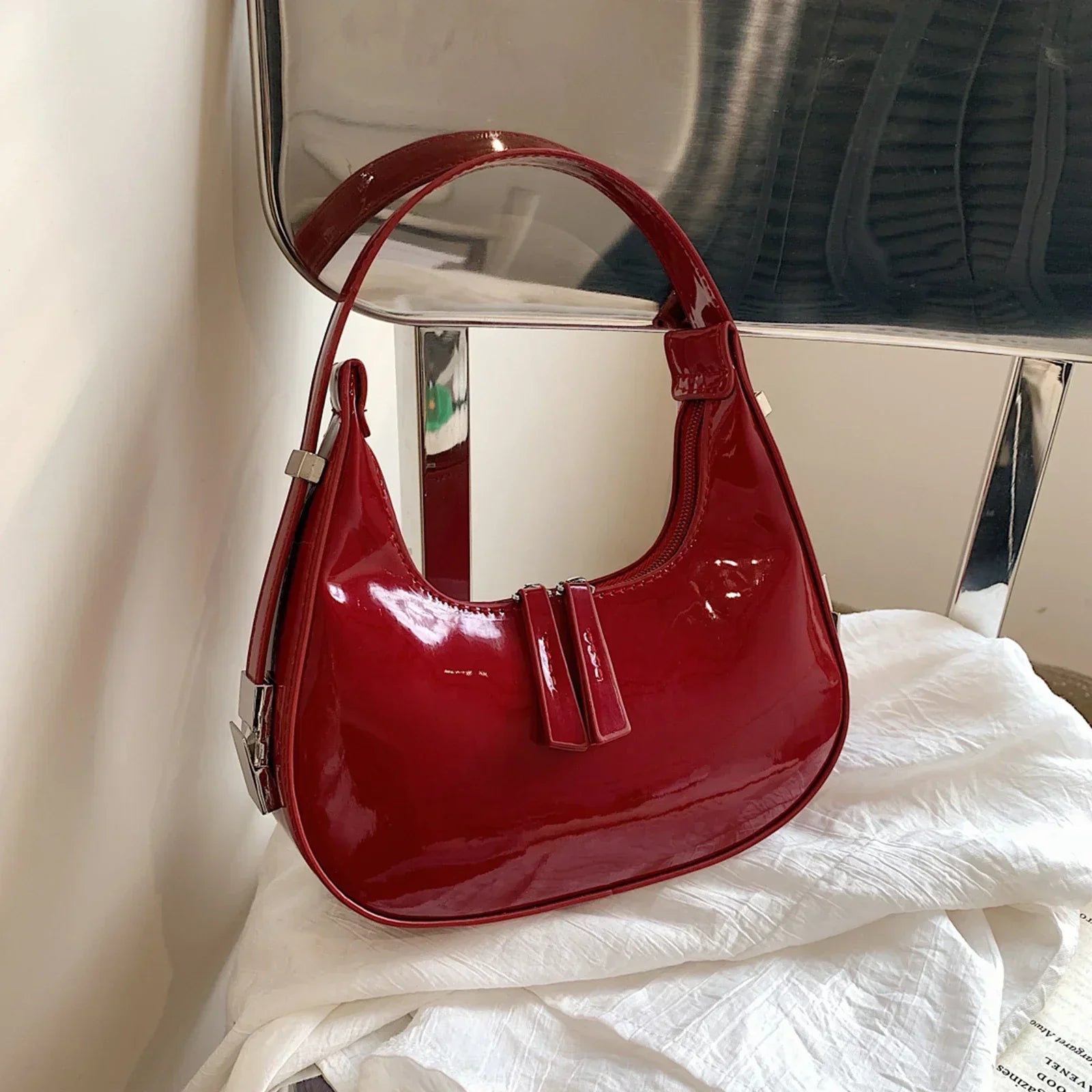 Bella™ - Vintage Half-Moon Handbag