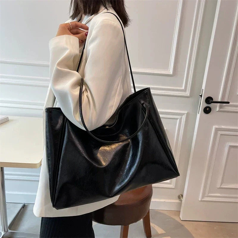 Lisa™ - Stylová hnědá tote taška s efektem kůže