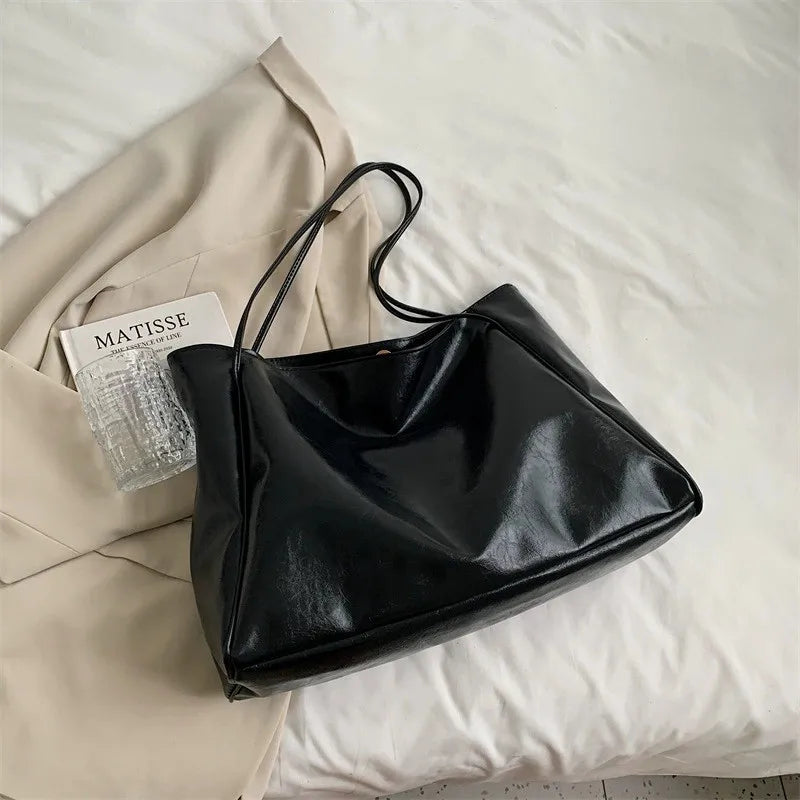Lisa™ - Stylová hnědá tote taška s efektem kůže