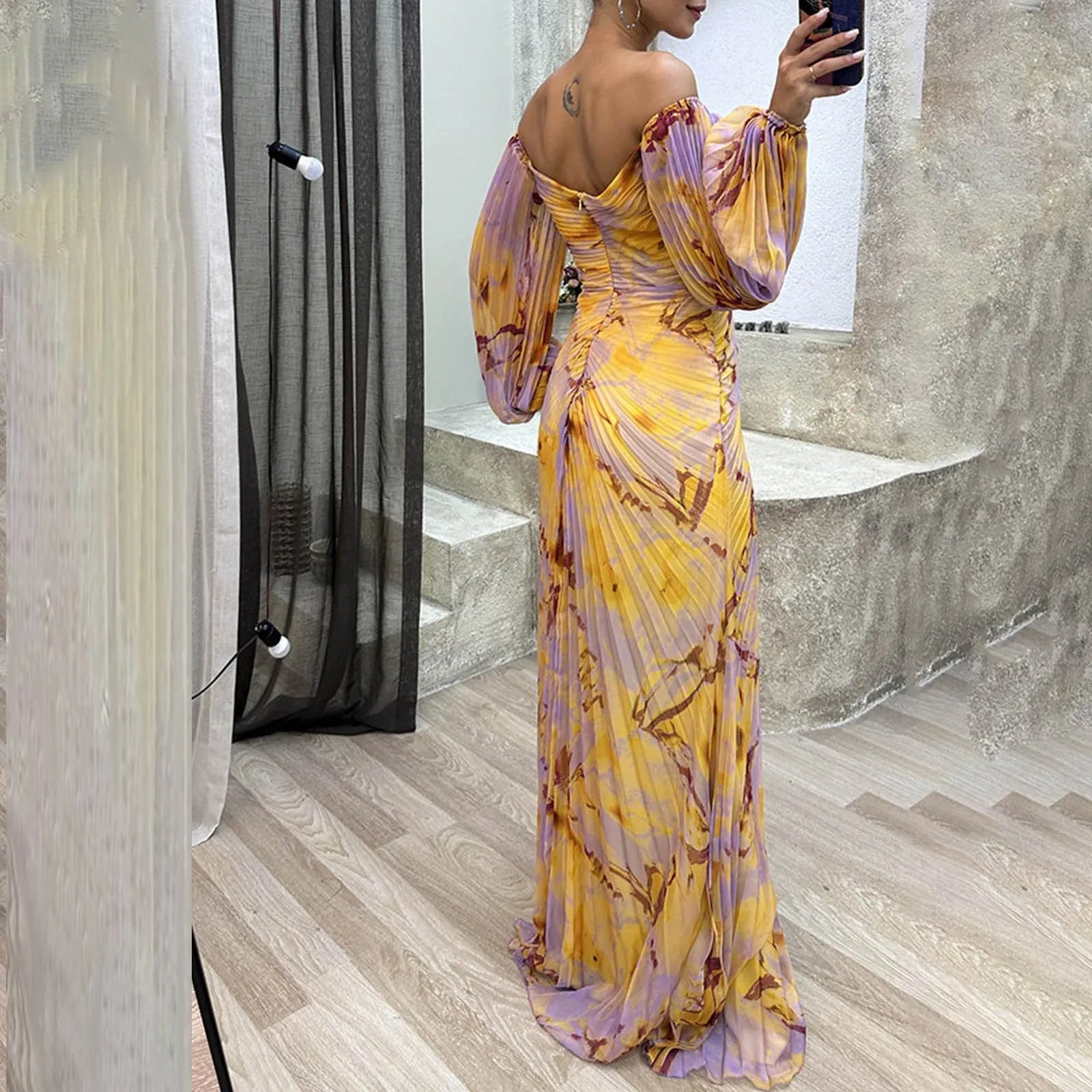 Nikola - Elegantní šaty s výstřihem do V