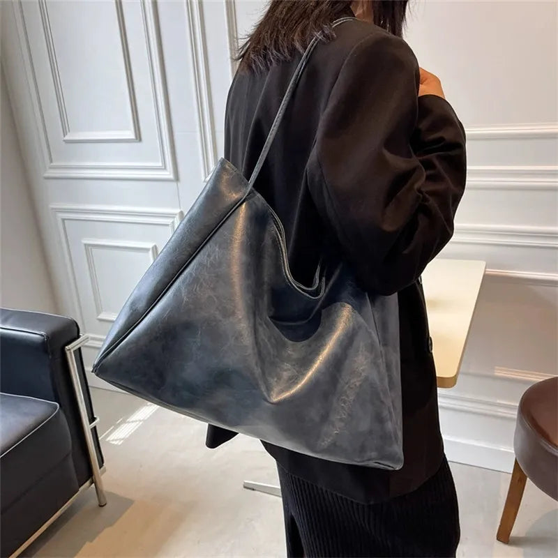 Lisa™ - Stylová hnědá tote taška s efektem kůže