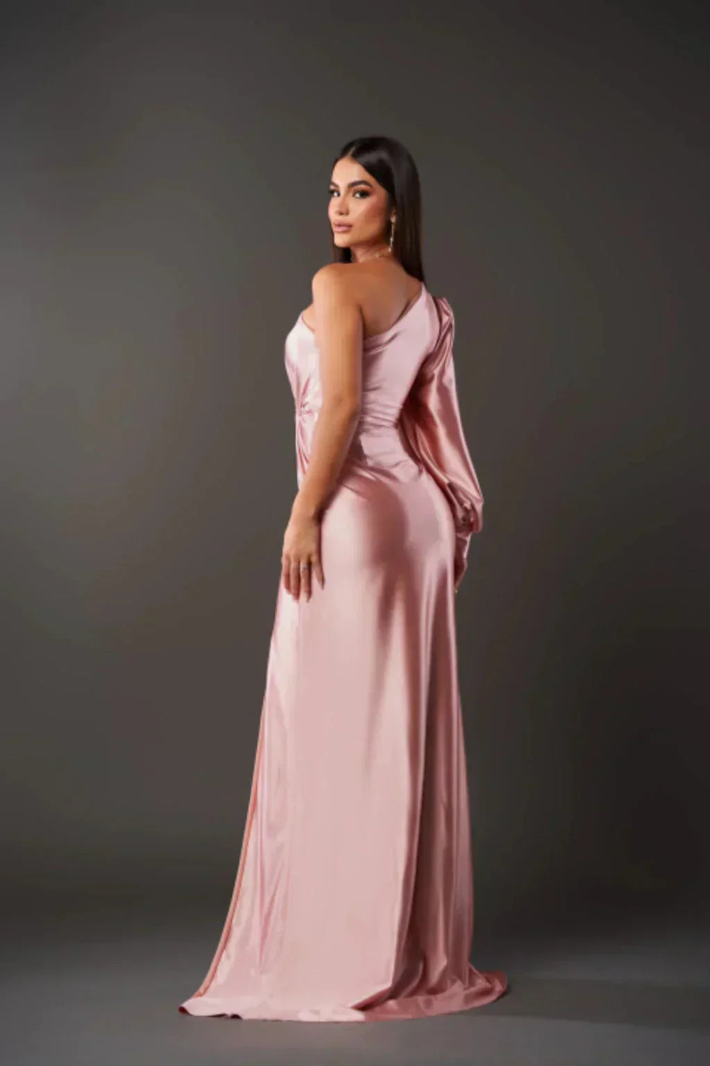 Yolina | Elegantní koktejlové šaty